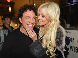 Neal Schon & Michaele Salahi Win Apology & Damages From The Daily Mail