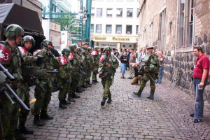 Re: Real size UPDATE tarantula sentry gun project