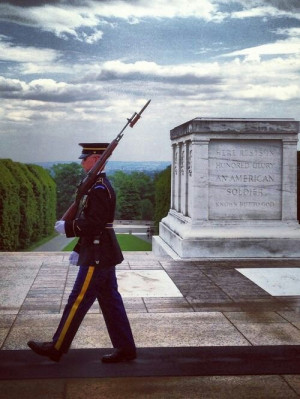 Unknown Soldiers at Arlington - one of the most touching, Patriotic ...