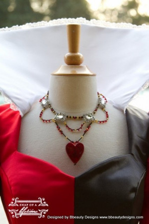 ... Queen Of Hearts Inspired Heart Necklace Choker In Gold Red Black