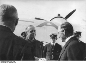 ... farewell to Neville Chamberlain, Bad Godesberg, Germany, 25 Sep 1938