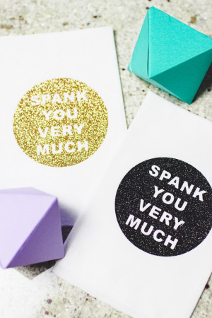 DIY Cricut Glitter Thank you Napkin Favours Place Setting-4