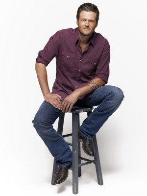548a4ae28a613_-_blake-shelton-cover-2-0212-msc.jpg