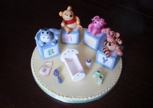 Pooh Bear And Honey Pot Cake Picture