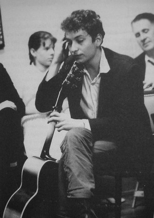 xzyoe:Bob Dylan at Gil Turner’s Wedding, 1962