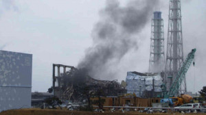 Smoke rises from Unit No. 3 of the stricken Fukushima Dai-ichi nuclear ...