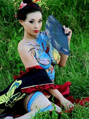 Yaya Han Set Photos Yakuza...