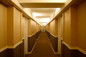 MxNW3uGMTwazttiAHKDM_a_hallway.jpg