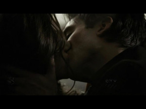 Neck Kiss Gif Set off the device,