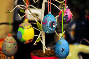 Ways To Make An Easter Egg Tree