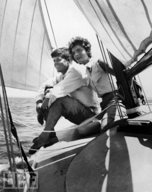 JACK E JACKIE KENNEDY