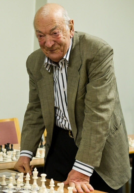 Viktor Korchnoi 39 s Simul 2011
