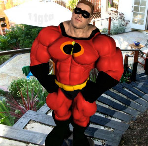 Our super heros are the muscle-man and the man behind the 3D works ...