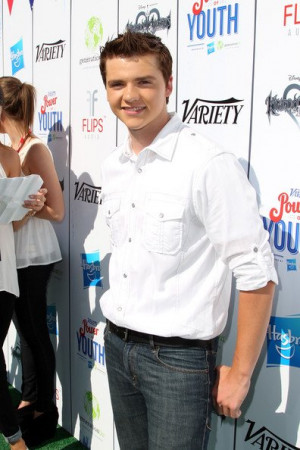 ... names joel courtney joel courtney attends variety s power of youth