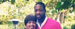 Dwyane Wade tweeted this photo of himself and his mother and ...