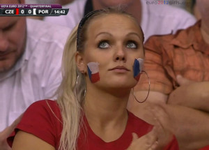 OtherGround Forums >>Post Pics of Hot Chicks - No Photoshop/Airbrush