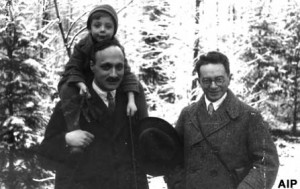 James Franck with Gustav Born on his shoulders, and Richard Courant ...