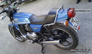 1983 Kawasaki Gt550 Motorcycle Motorcycle Photo 3