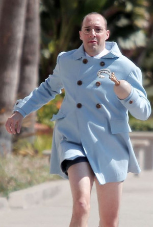 ... ! These Arrested Development Photos Of Buster Bluth Will Make Your