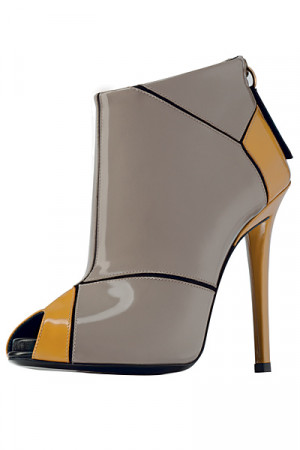 Roger Vivier Pictures