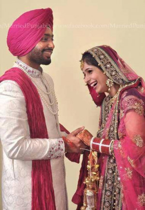 Punjabi wedding couple, sikh wedding couple by guru ki wadali amritsar