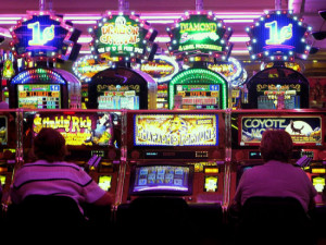 Top 10 signs of slot machine gambling addiction