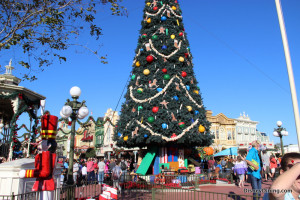 Christmas Tree Town Square, Magic Kingdom, Walt Disney World