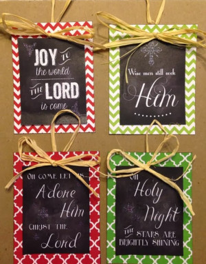 little chalkboard printables to use as tiny ornaments or gift tags.
