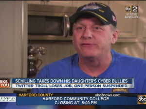 Curt Schilling goes to bat for daughter following Twitter attack