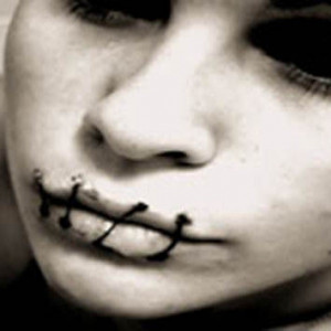 صــمــتــمـؤلــم