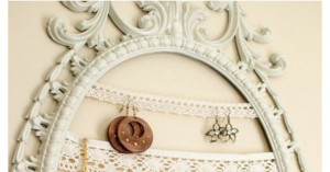 Fun jewelry holders, love the old hanger!