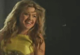 kcfanatic:REBLOG If you have a girl crush on Kelly Clarkson.