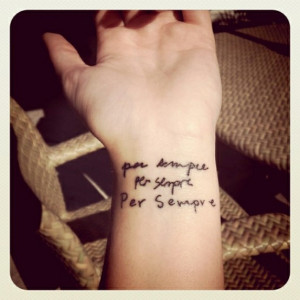 This tattoo is of her mom, dad and brother's handwriting, but wouldn't ...