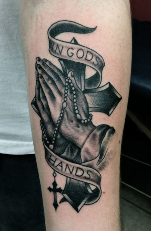 Hands Tattoo, Tattoo Ideas, Crosses Design, Rosaries Tattoo, Tattoo ...