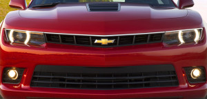 2014 Chevrolet Camaro front end - focus on Bowtie emblem