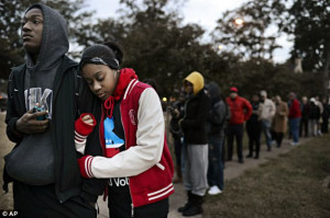 Holding on: College students wait to vote in Norfolk, Virginia on ...