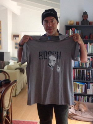Titus Welliver with a Harry Bosch shirt