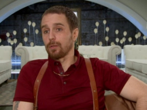 the sitter adult men don t babysit the sitter ari graynor on why ...