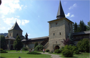Download: 1813x1181 - Sucevita Monastery, Romania, Exterior view