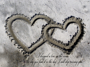 Wallpaper: sand love heart quote hd wallpapers