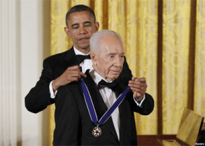 Barack Obama has awarded the Presidential Medal of Freedom to Israeli ...