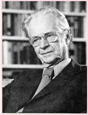 critique of psychologist B. F. Skinner’s Beyond Freedom and ...