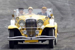 Great-Gatsby-yellow-car.jpg