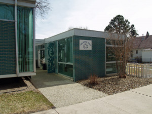 File:Alcoholics Anonymous Regional Service Center by David Shankbone ...