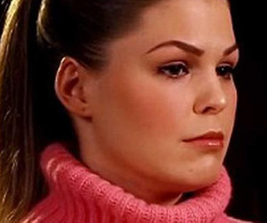 belle-gibson.jpg