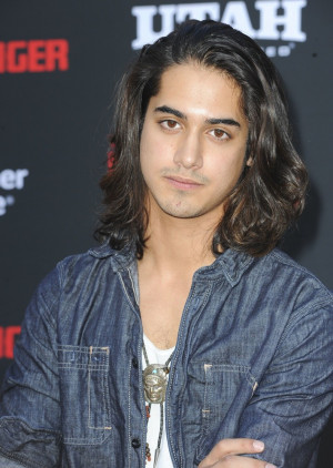 Avan Jogia Picture