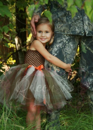 Daddy's Lil' Hunting Buddy cute father daughter picture idea