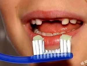 Funny clever idea of toothbrush