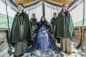 New Vikings photos show Ragnar’s love triangle will get messy