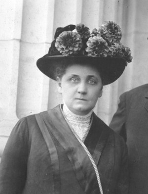 The purse of Jane Addams (Hull-House) was stolen during the Columbian ...